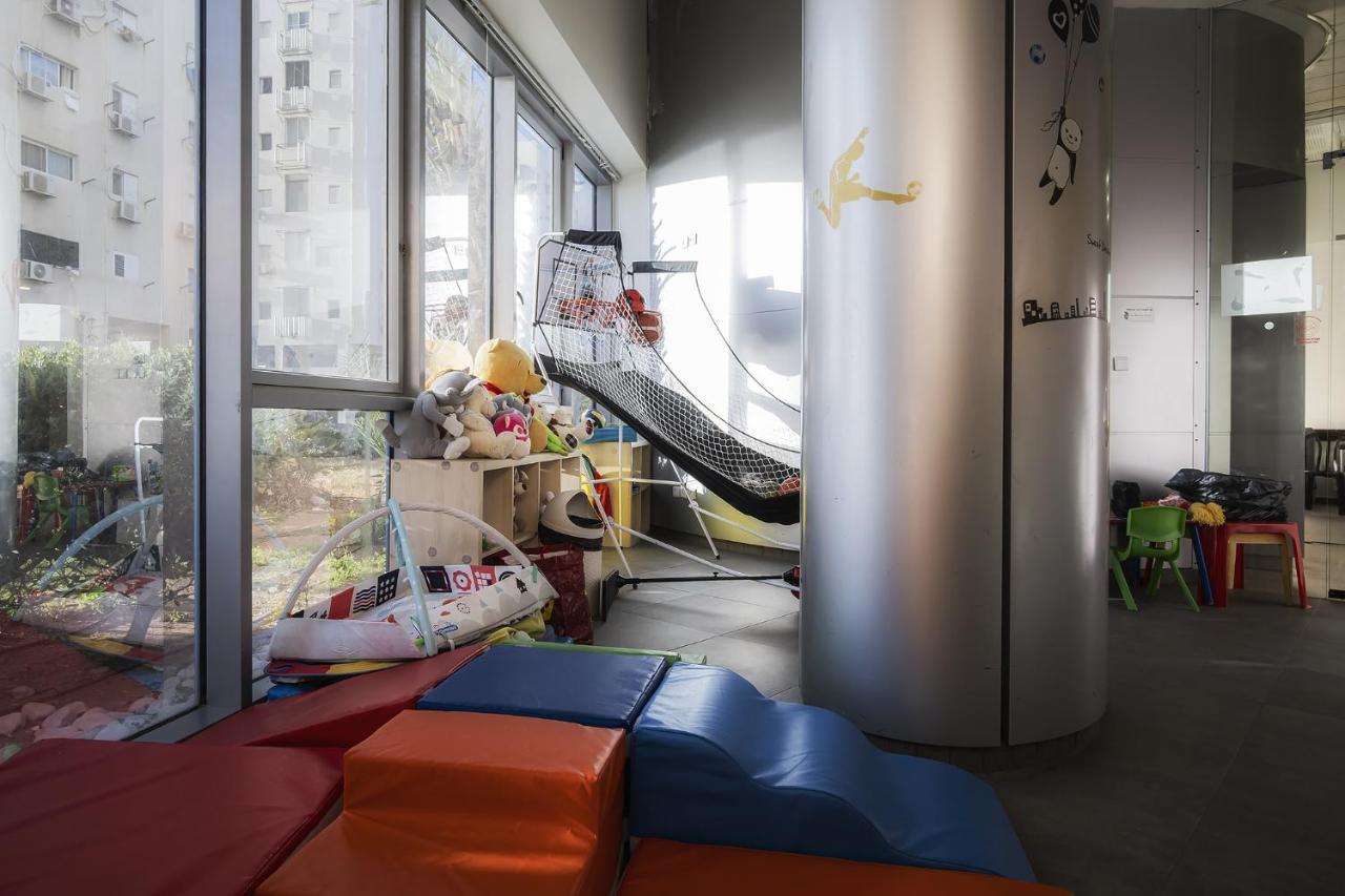 Isralux Apartments Bat Yam Esterno foto