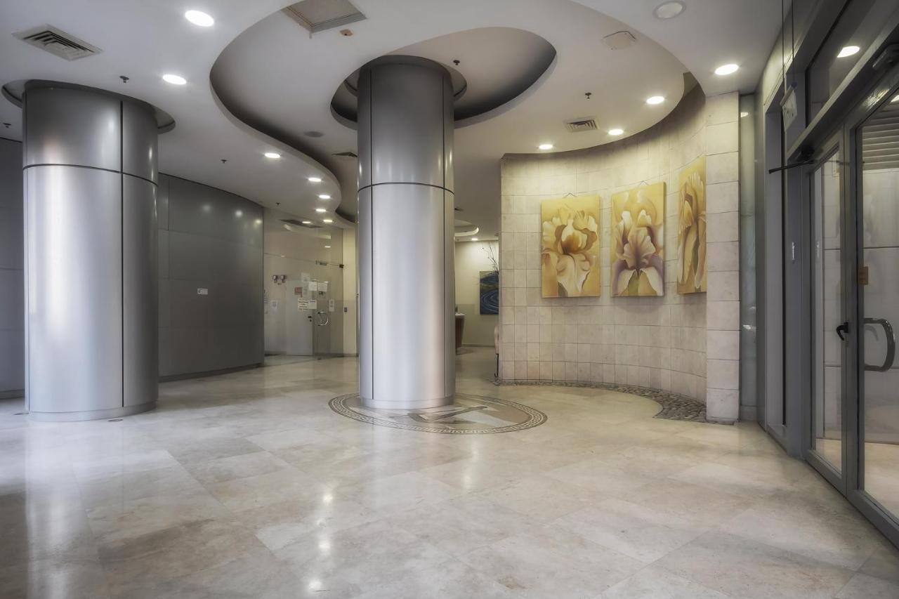 Isralux Apartments Bat Yam Esterno foto