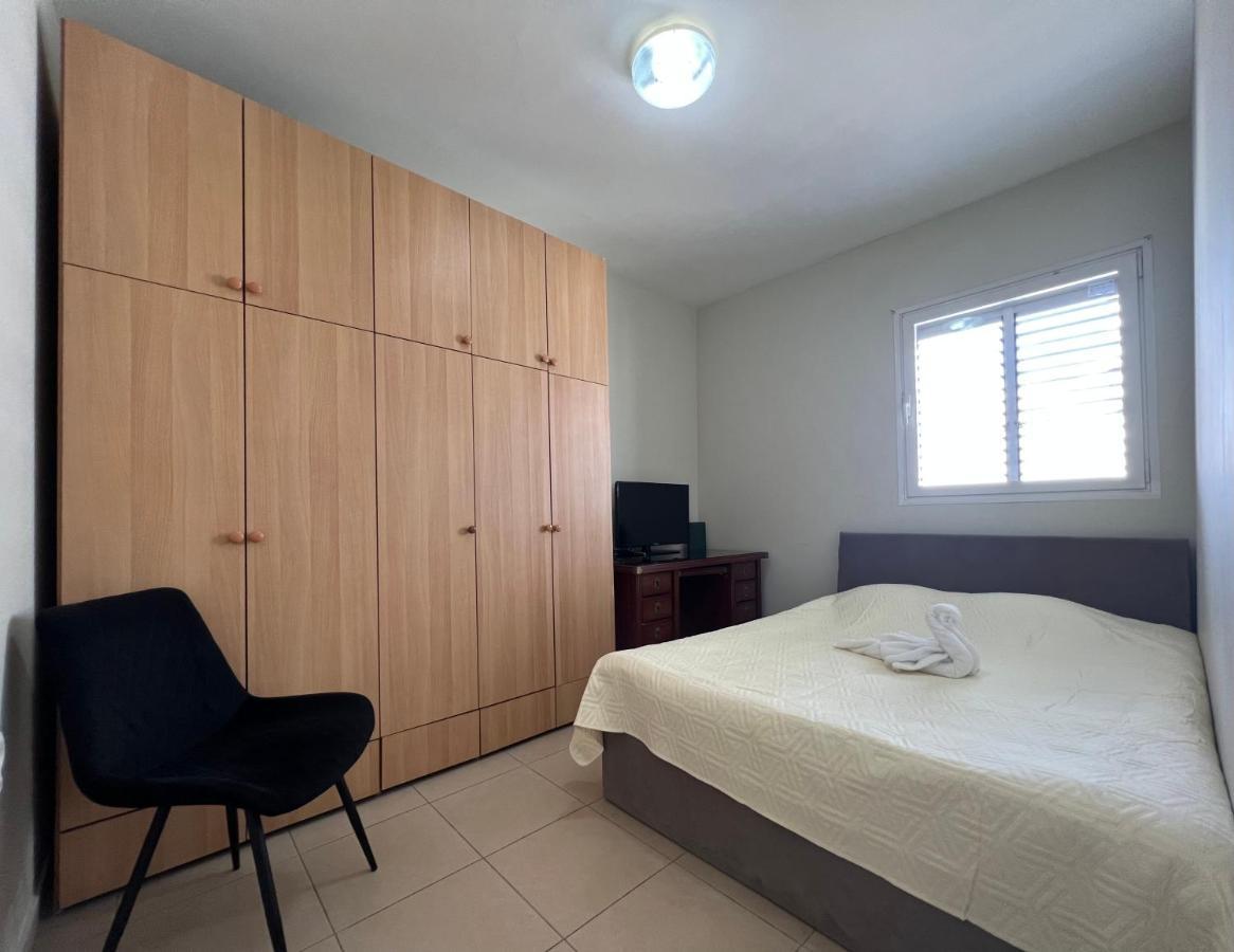 Isralux Apartments Bat Yam Esterno foto